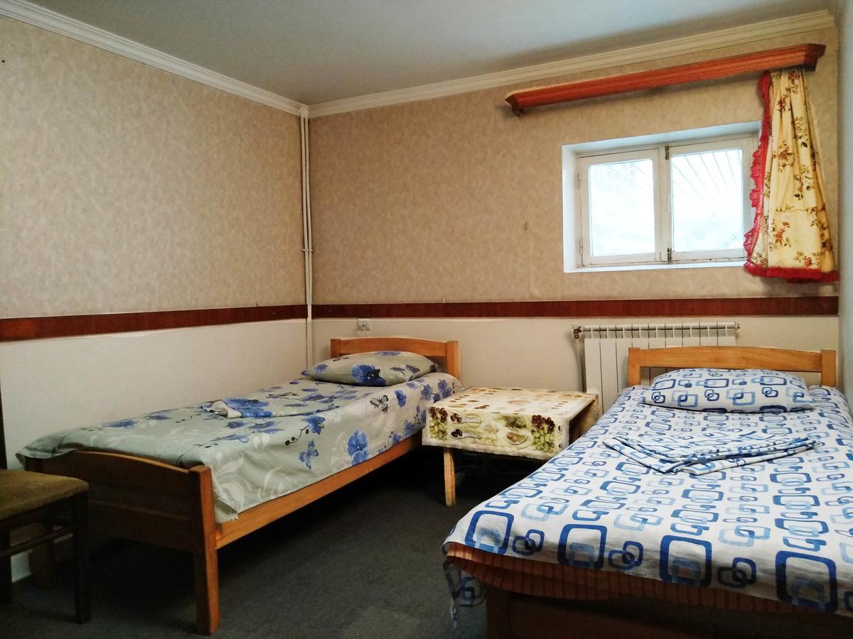 Hostel Sakharov&Tours Jerevan Exteriör bild